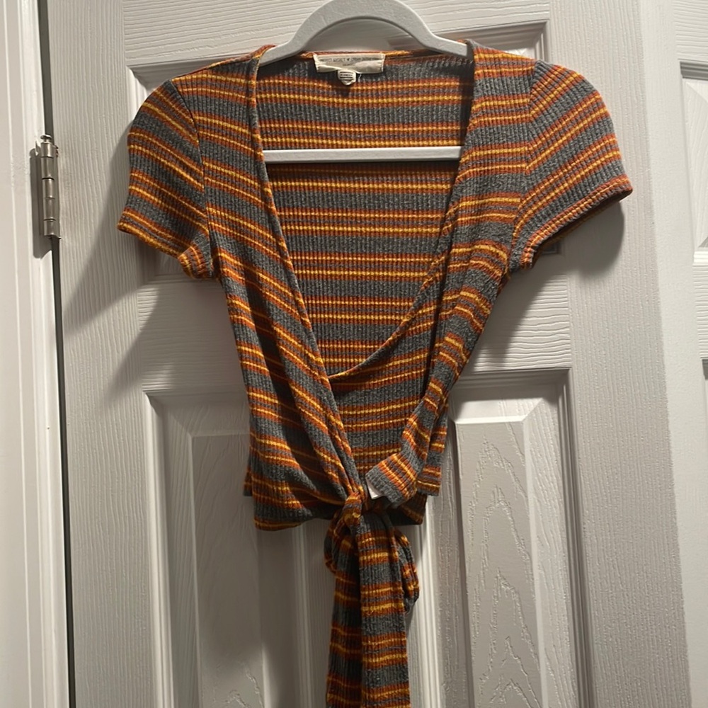 Urban Outfitters wrap shirt XS